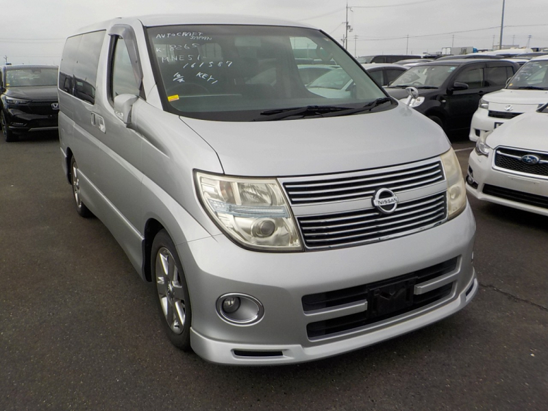 Nissan Elgrand 2008