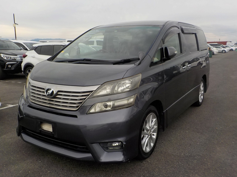 Toyota Vellfire 2010