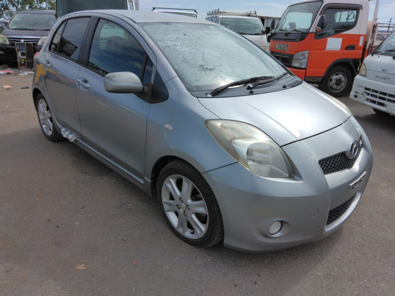 Toyota Vitz 2005