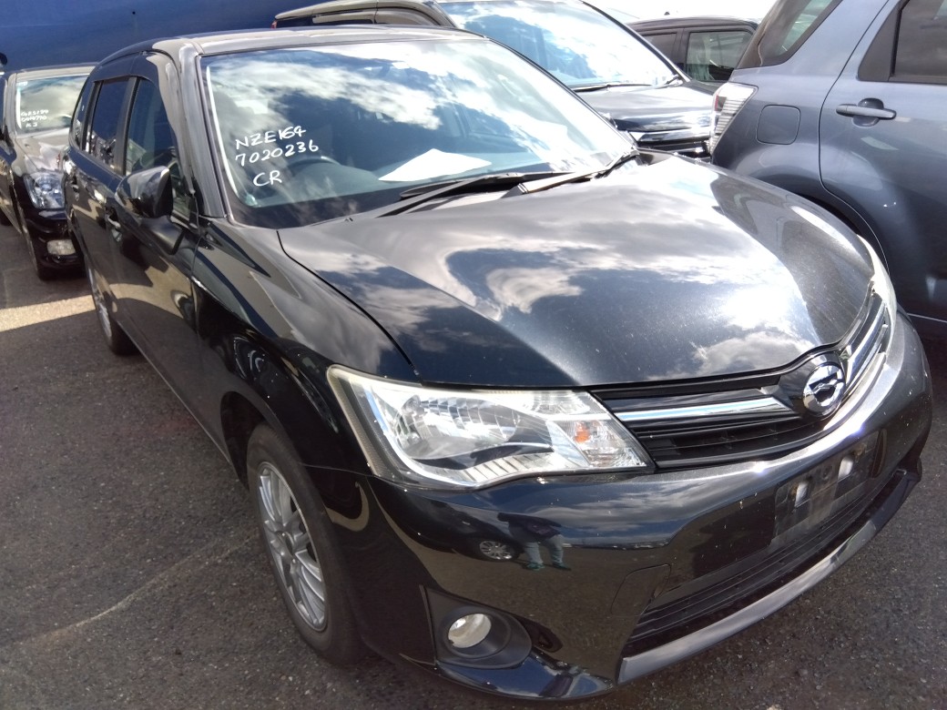 Toyota Corolla Fielder 2013