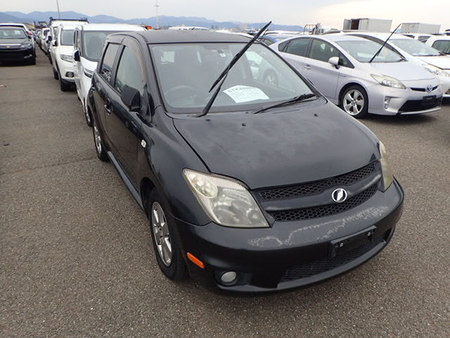 Toyota IST 2006