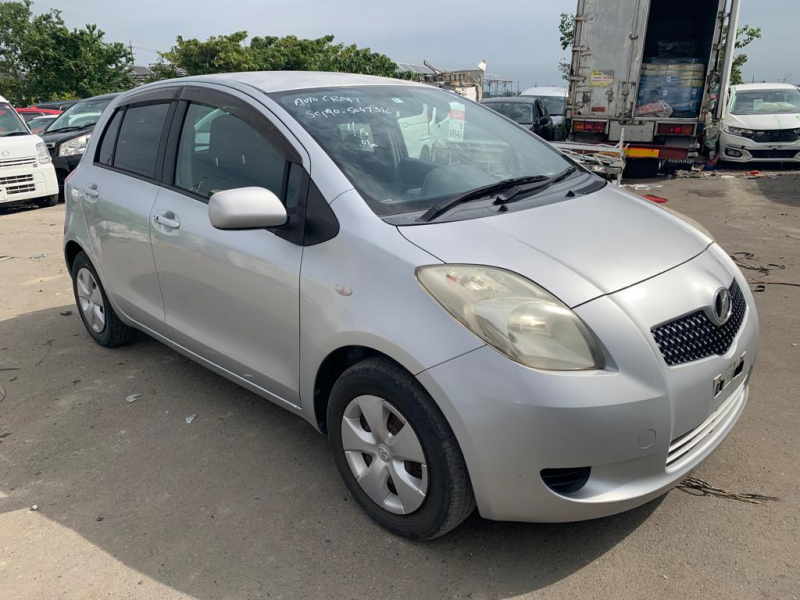 Toyota Vitz 2006