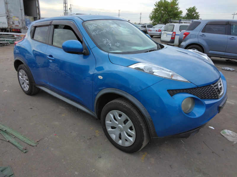 Nissan JUKE 2012