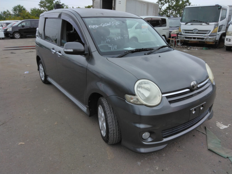 Toyota Sienta 2007