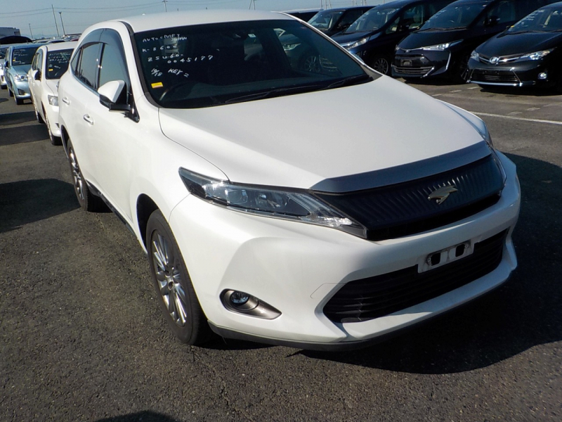 Toyota Harrier 2015