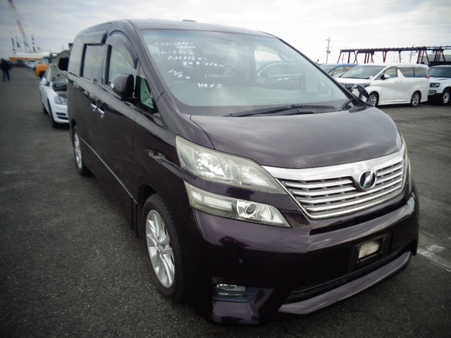 Toyota Vellfire 2009