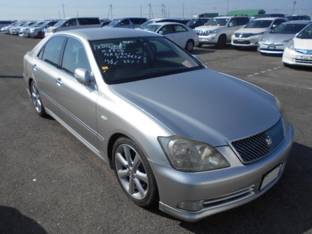 Toyota Crown 2004