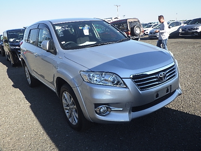 Toyota Vanguard 2010