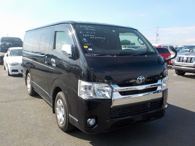 Toyota Regius Van 2016