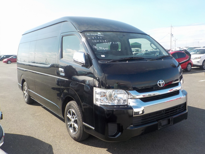 Toyota Hiace Wagon 2017