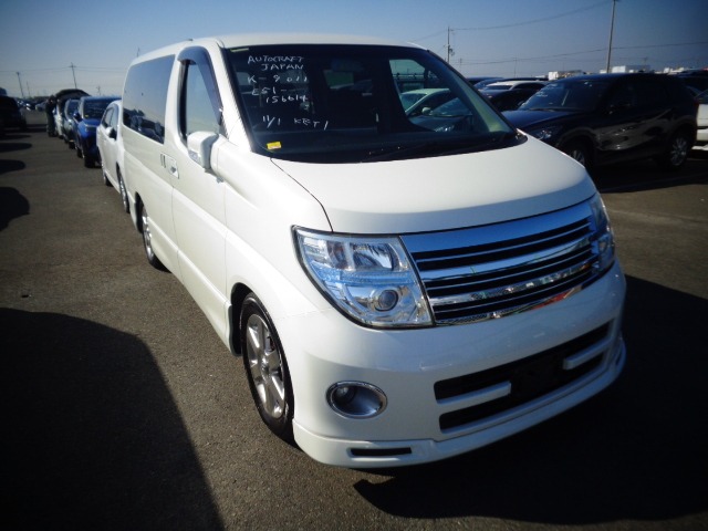 Nissan Elgrand 2006