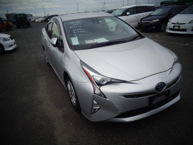 Toyota Prius 2018