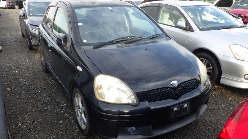 Toyota Vitz 2004