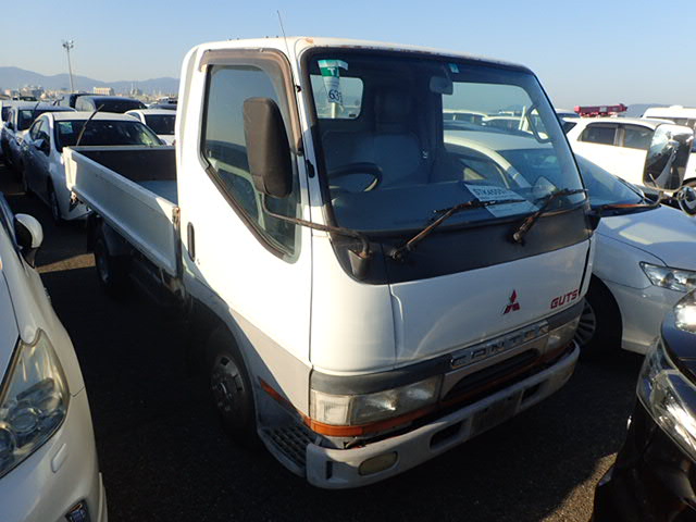 Mitsubishi Canter Guts 1999