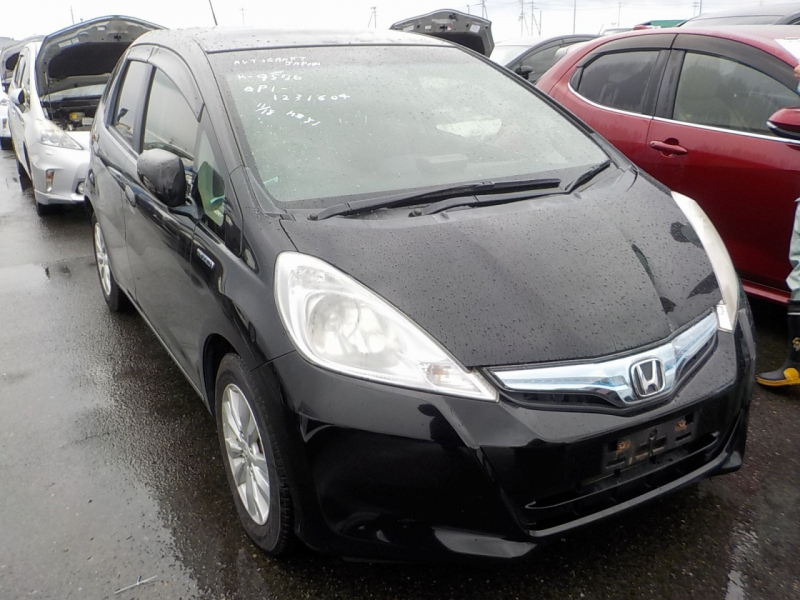 Honda Fit Hybrid 2013