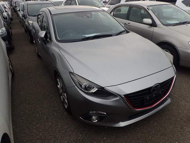 Mazda Axela Sport 2015