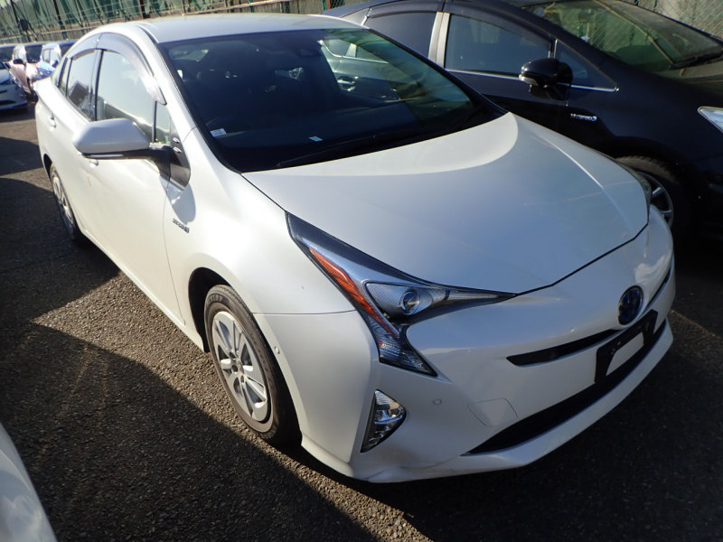 Toyota Prius 2018