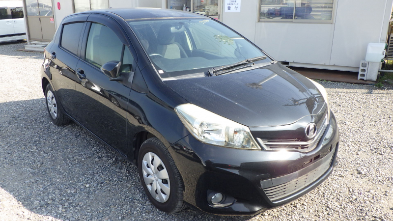 Toyota Vitz 2012