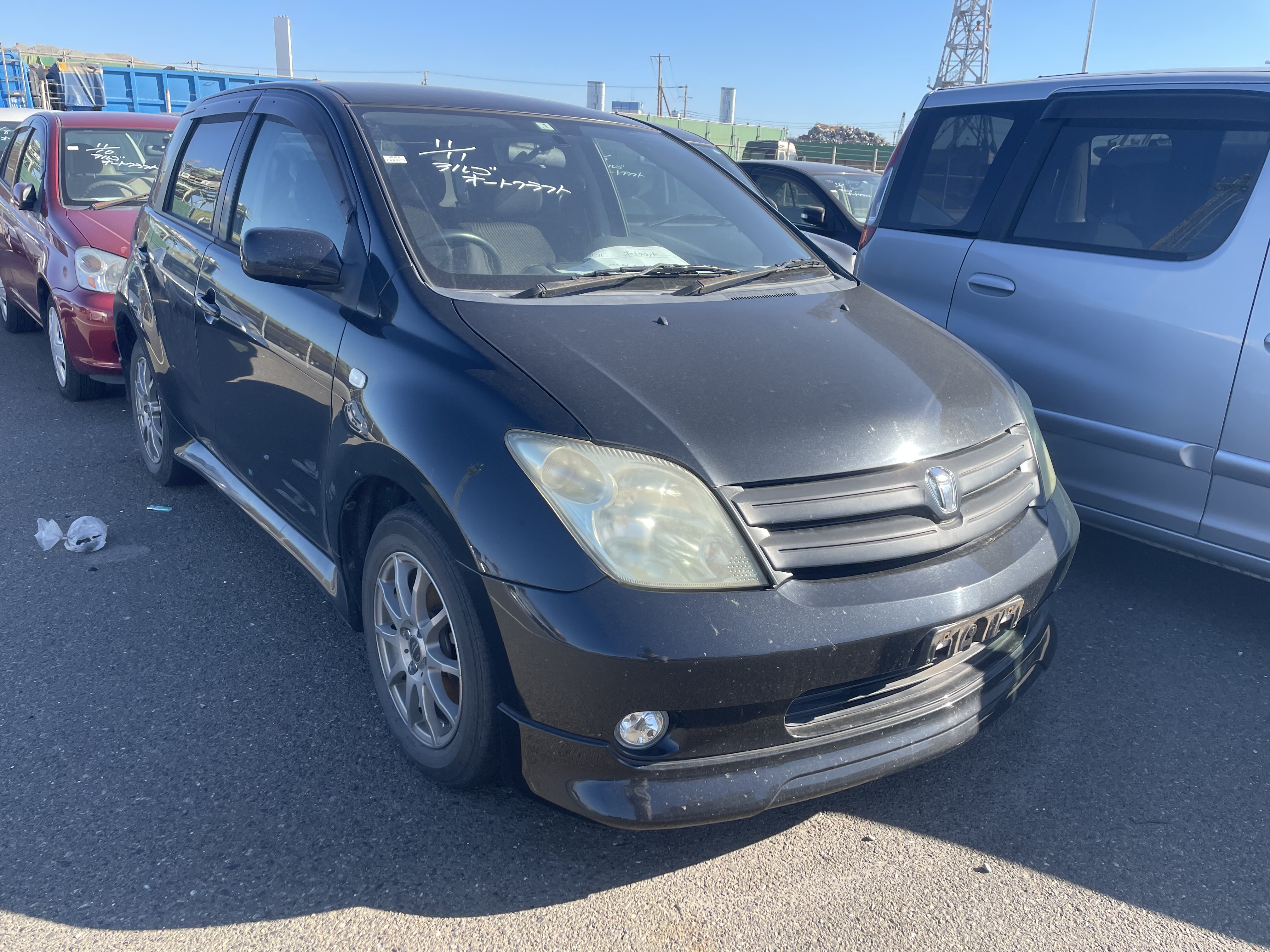 Toyota IST 2003