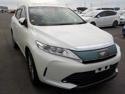 Toyota Harrier 2018