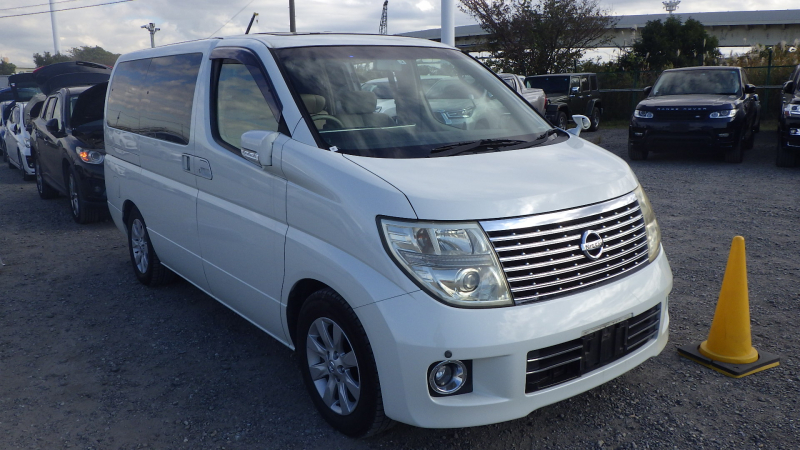 Nissan Elgrand 2007