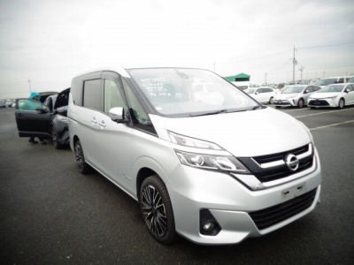 Nissan Serena 2016