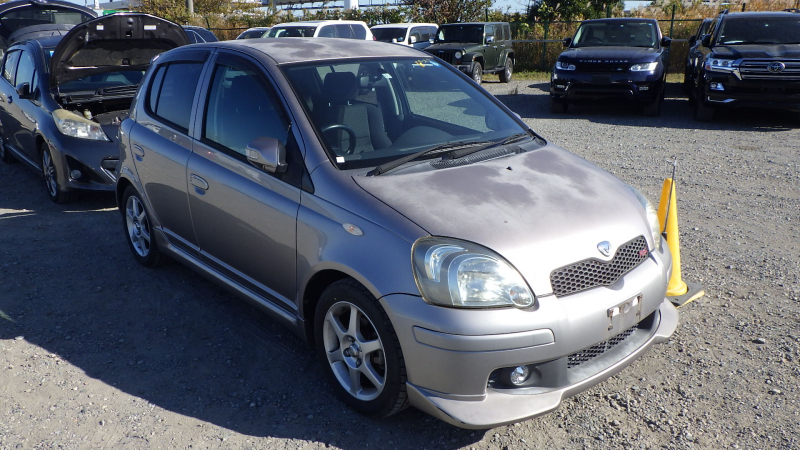 Toyota Vitz 2004