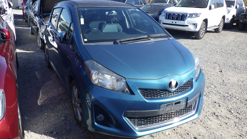 Toyota Vitz 2011