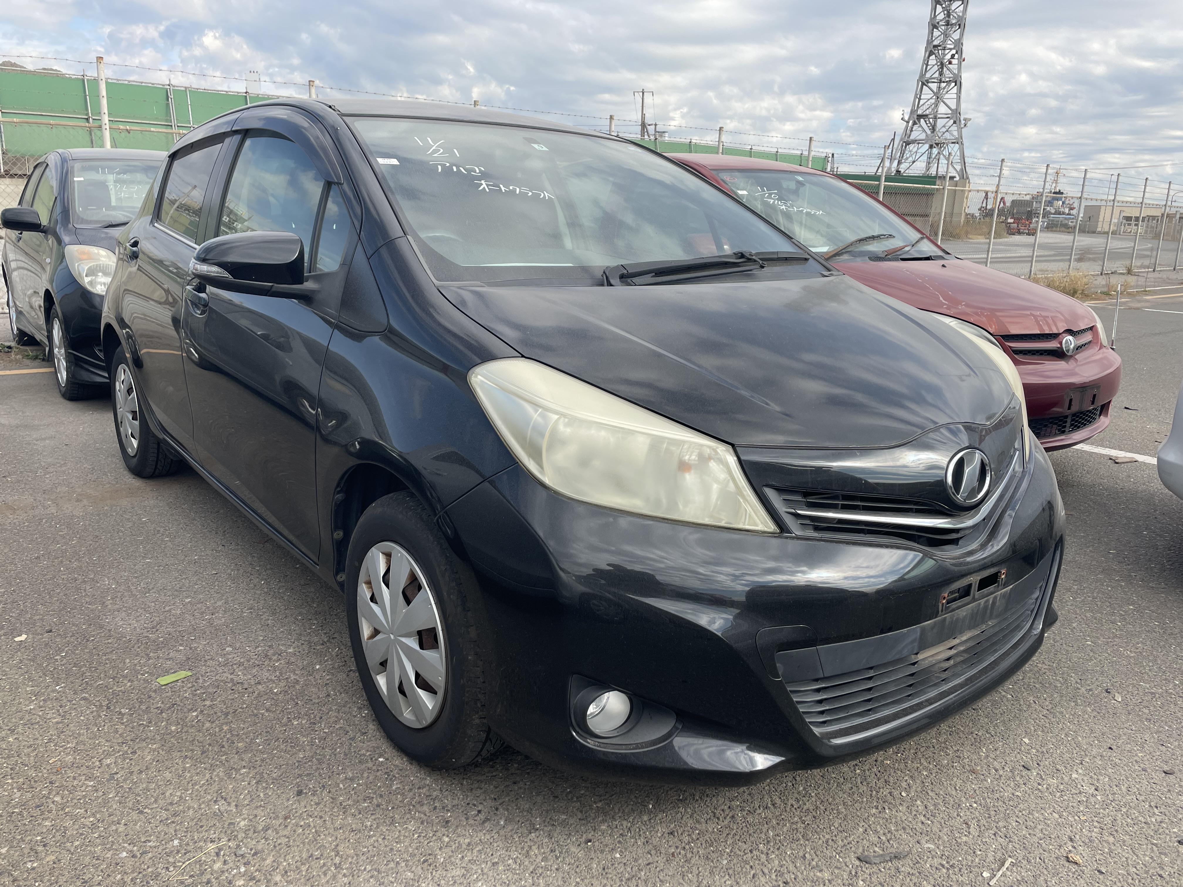 Toyota Vitz 2011