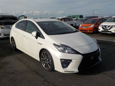 Toyota Prius 2015