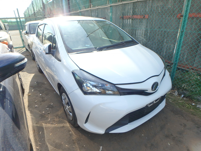 Toyota Vitz 2016