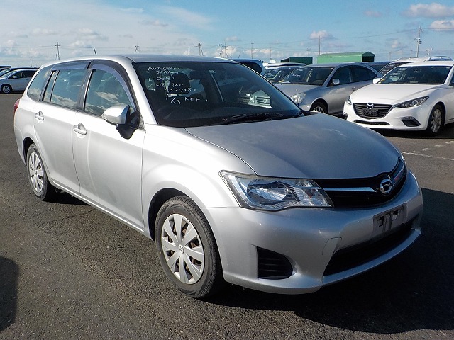 Toyota Corolla Fielder 2012