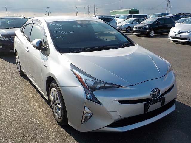 Toyota Prius 2018