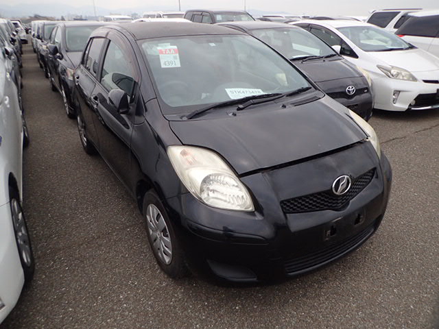 Toyota Vitz 2010