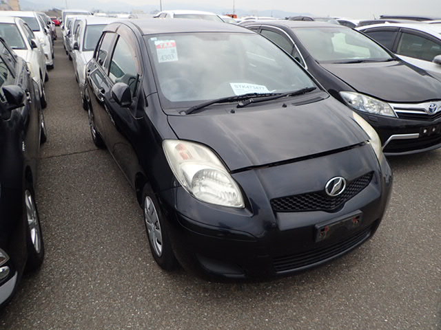 Toyota Vitz 2010