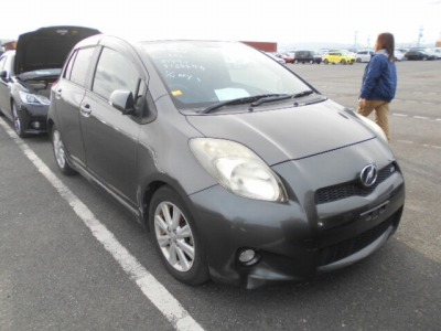 Toyota Vitz 2010