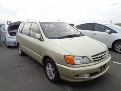 Toyota Ipsum 2000