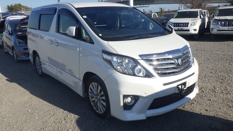 Toyota Alphard 2013