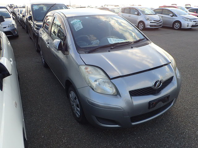 Toyota Vitz 2010