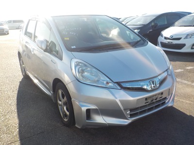 Honda Fit Hybrid 2013