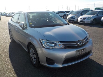 Toyota Corolla Axio 2012