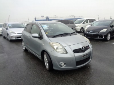 Toyota Vitz 2005