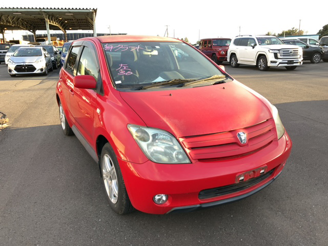 Toyota IST 2005