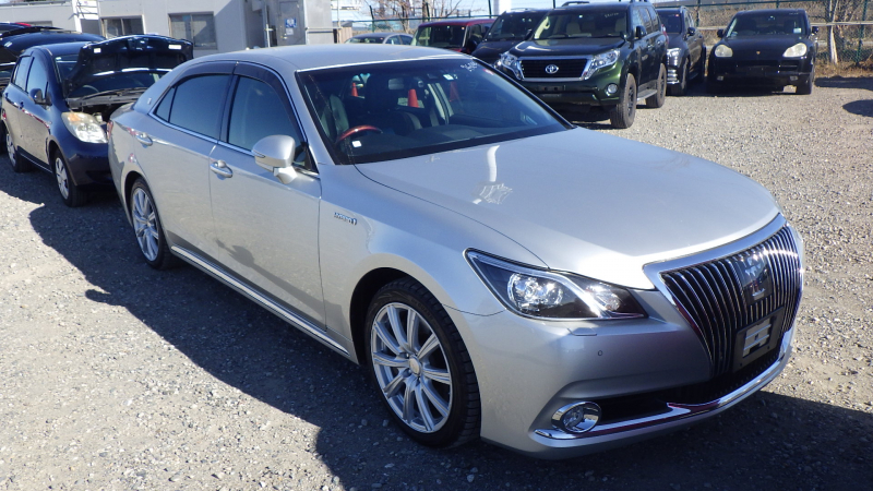 Toyota Crown Majesta 2017