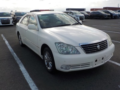 Toyota Crown 2005