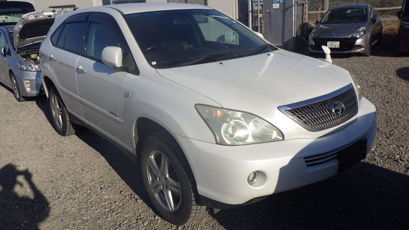 Toyota Harrier Hybrid 2011