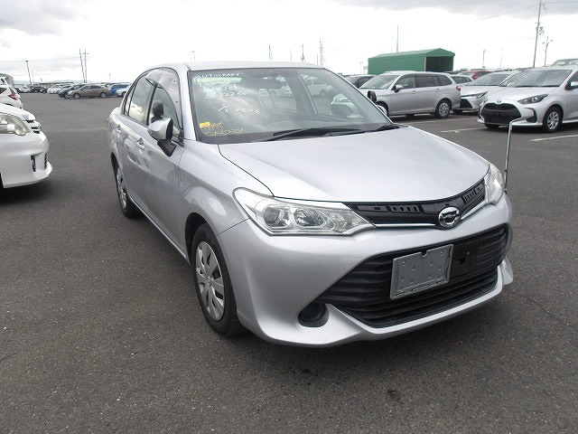 Toyota Corolla Axio 2016