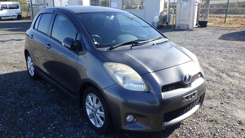 Toyota Vitz 2010