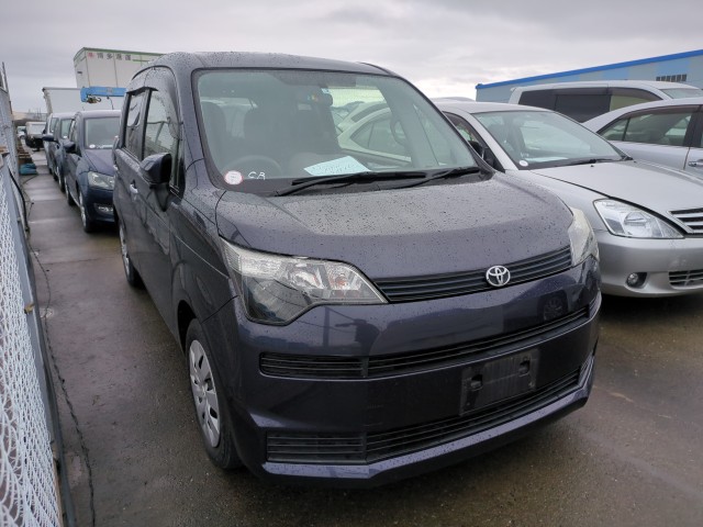 Toyota Spade 2015