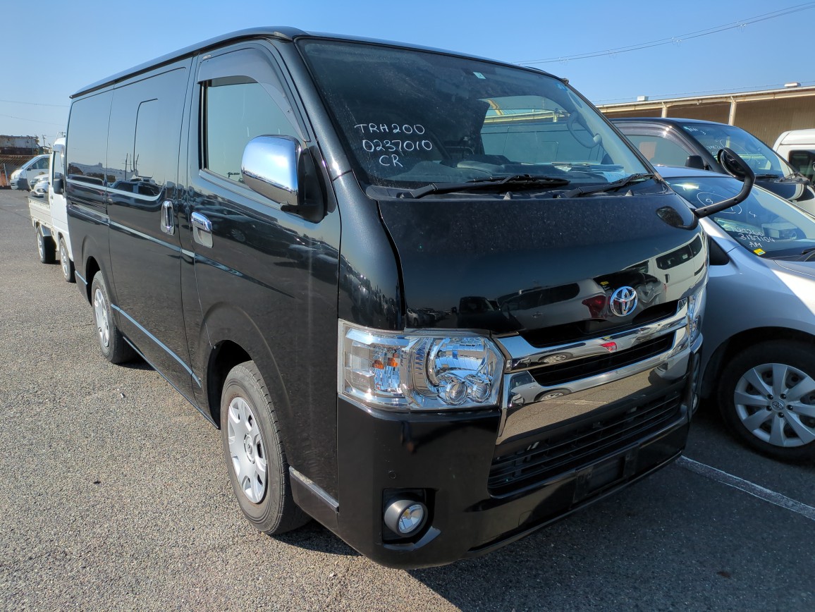 Toyota Hiace Van 2016